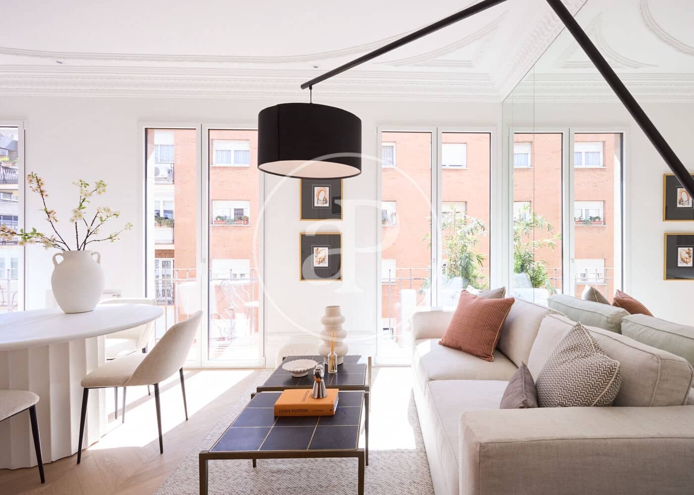 3 soveværelse Lejlighed til salg i Madrid by - € 1.480.000 (Ref: 9200742)