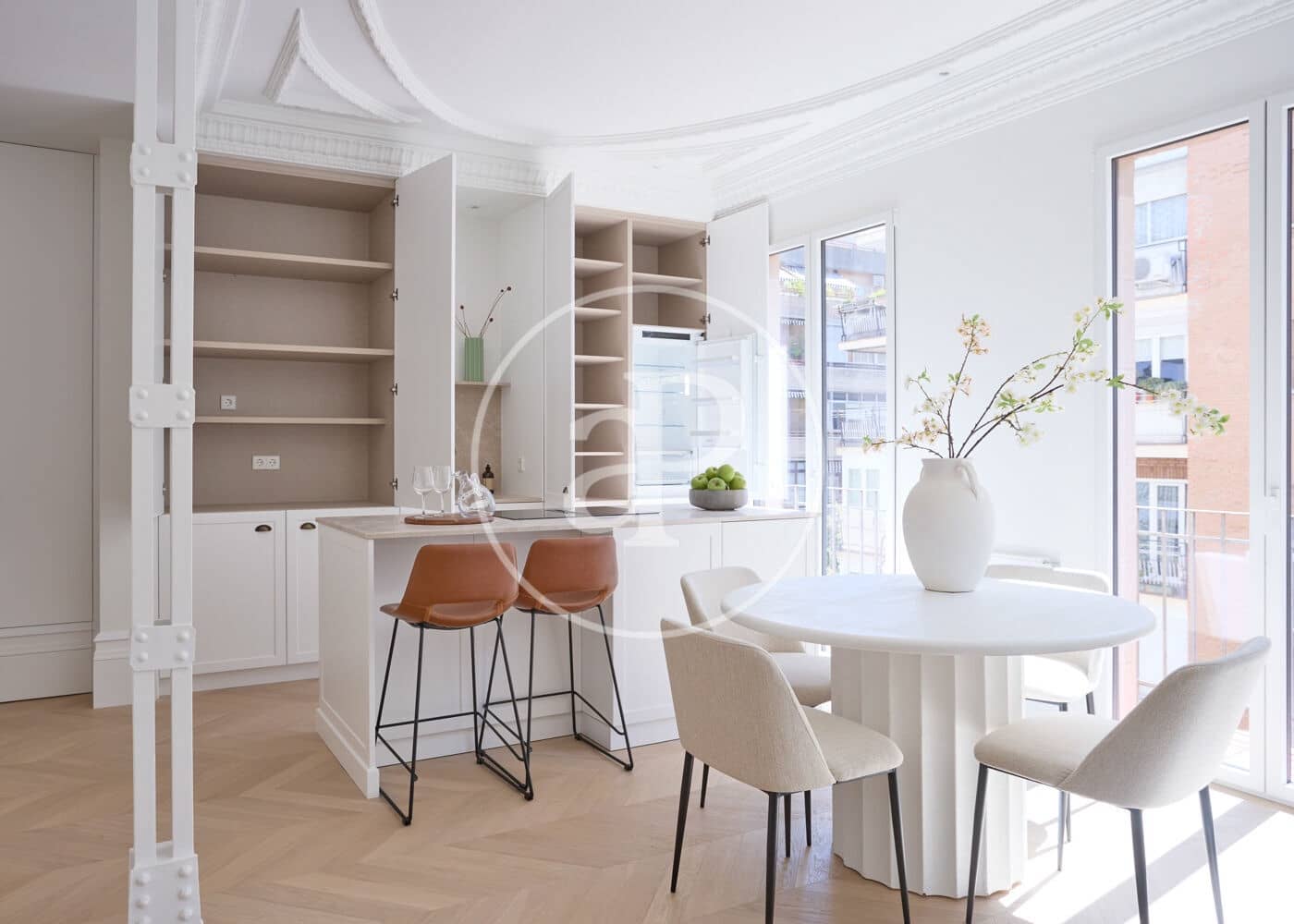 3 soveværelse Lejlighed til salg i Madrid by - € 1.480.000 (Ref: 9200742)