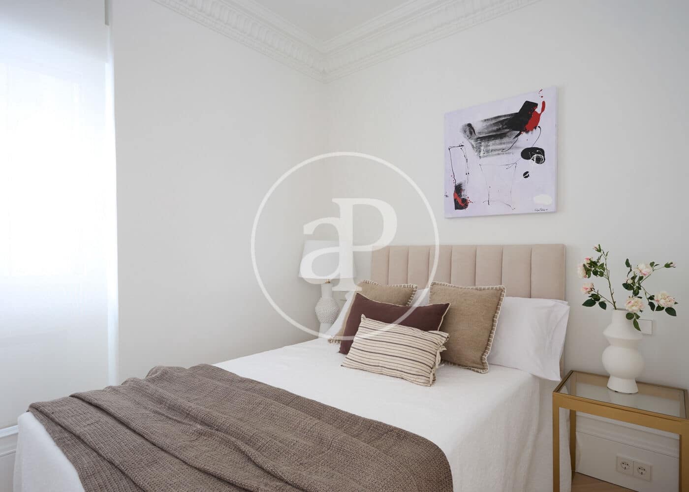 3 soveværelse Lejlighed til salg i Madrid by - € 1.480.000 (Ref: 9200742)