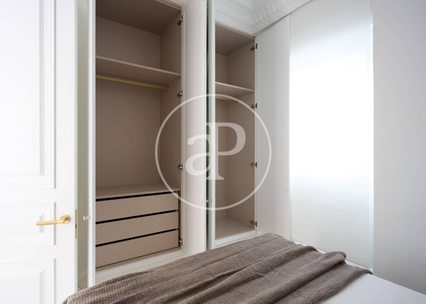 3 soveværelse Lejlighed til salg i Madrid by - € 1.480.000 (Ref: 9200742)