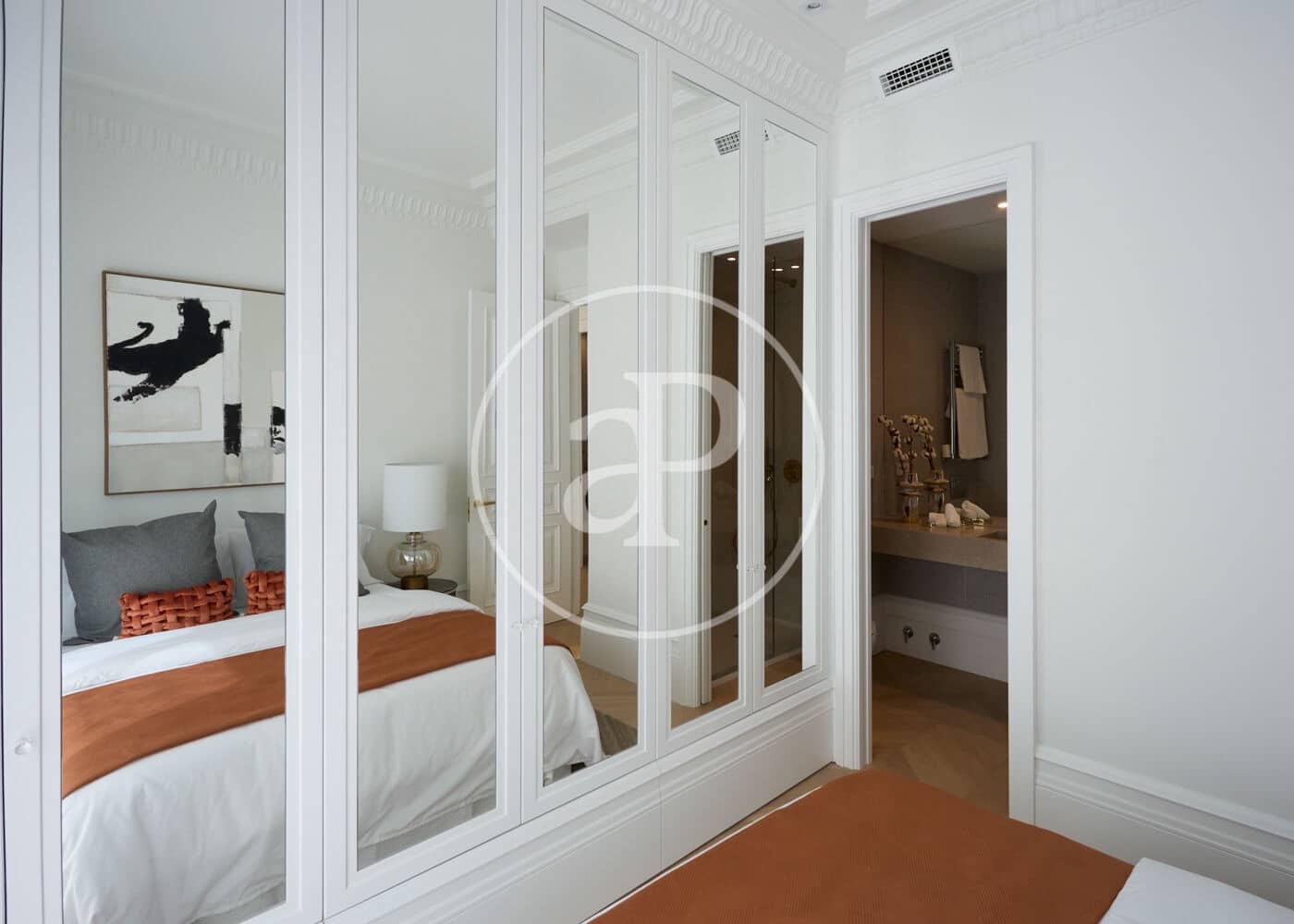 3 soveværelse Lejlighed til salg i Madrid by - € 1.480.000 (Ref: 9200742)