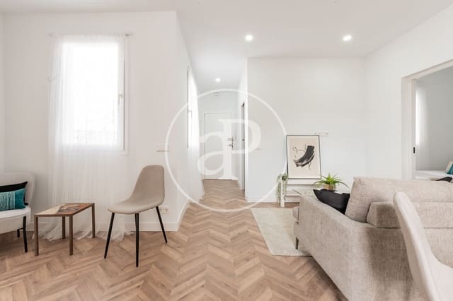 3 Zimmer Apartment zu verkaufen in Cortes, Madrid Stadt - 870.000 € (Ref: 9202637)