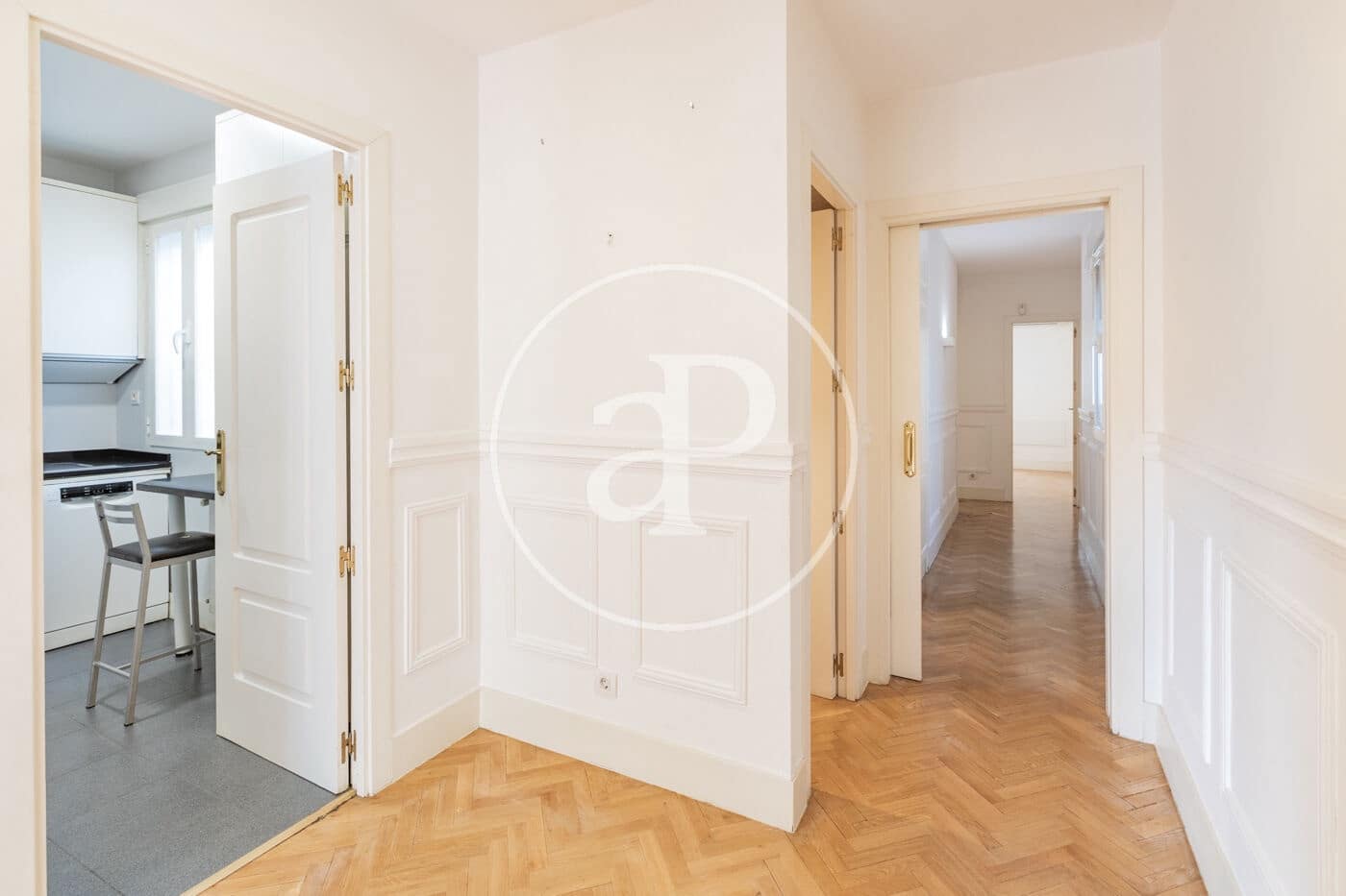 3 soveværelse Lejlighed til leje i Madrid by - € 3.300 (Ref: 9206808)