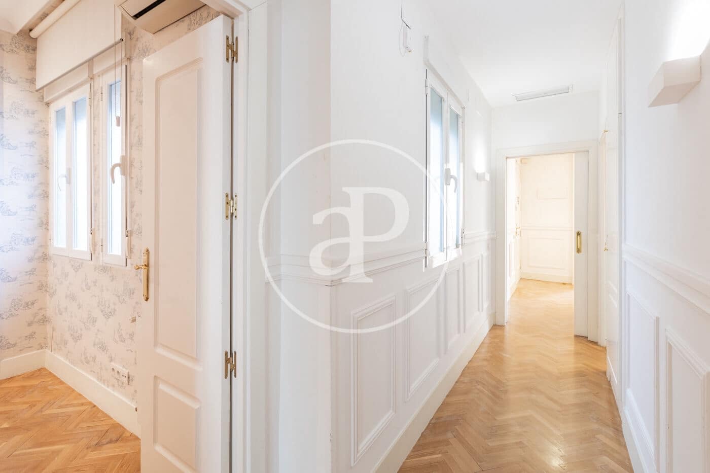 3 soveværelse Lejlighed til leje i Madrid by - € 3.300 (Ref: 9206808)