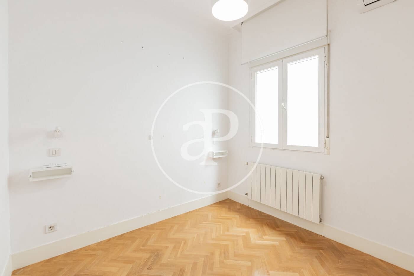 3 soveværelse Lejlighed til leje i Madrid by - € 3.300 (Ref: 9206808)