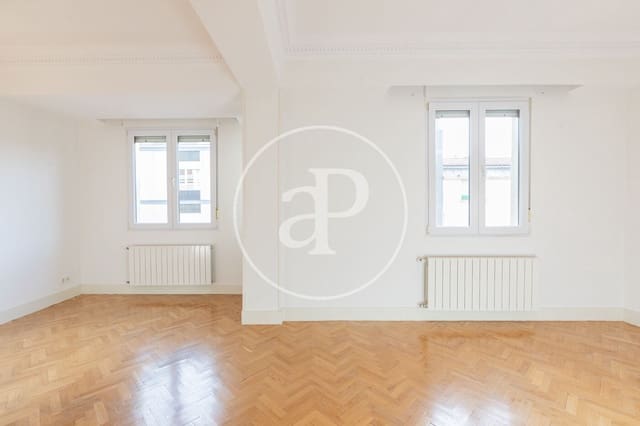 3 soveværelse Lejlighed til leje i Recoletos, Madrid by - € 3.300 (Ref: 9206808)