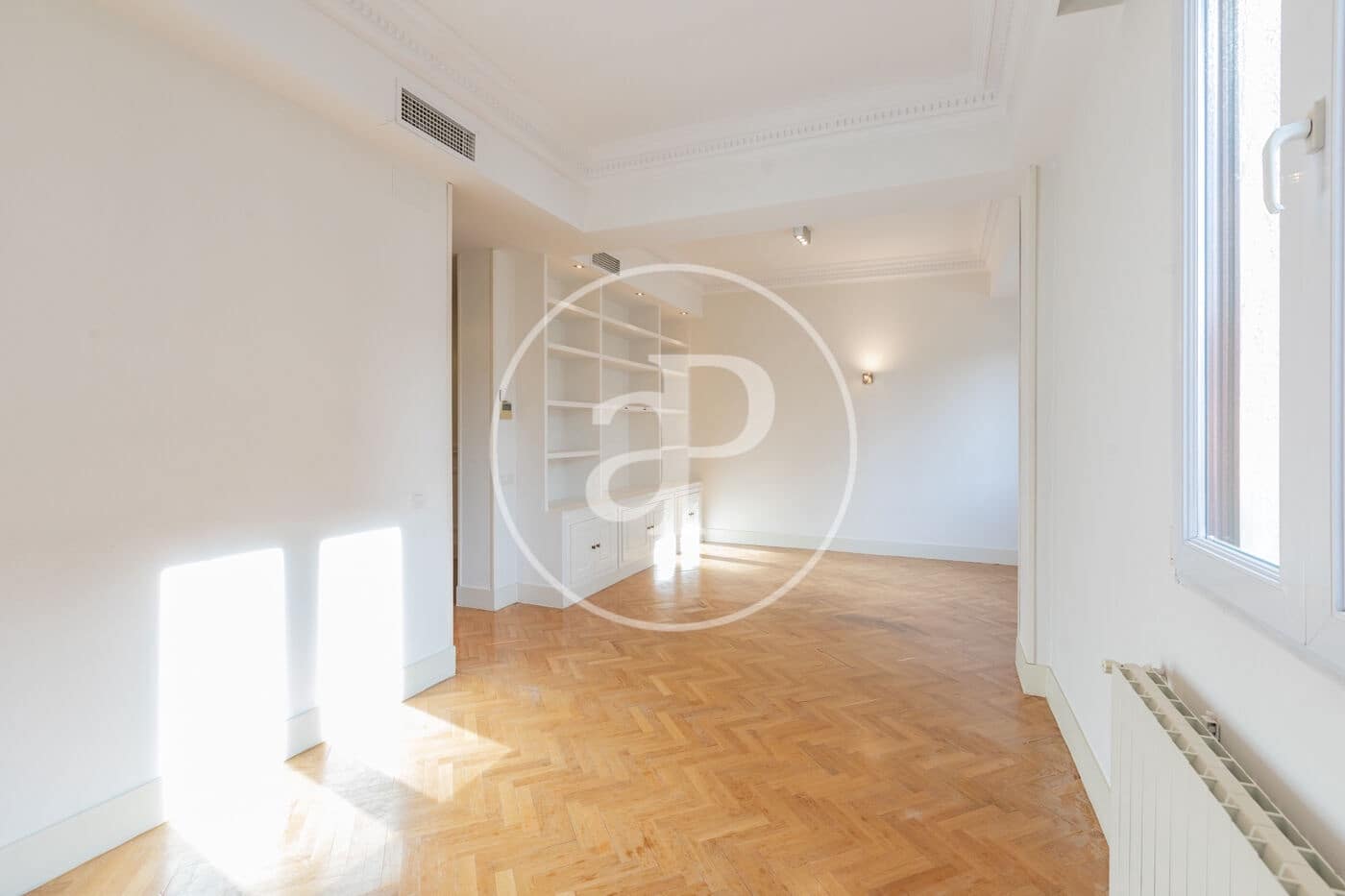 3 soveværelse Lejlighed til leje i Madrid by - € 3.300 (Ref: 9206808)