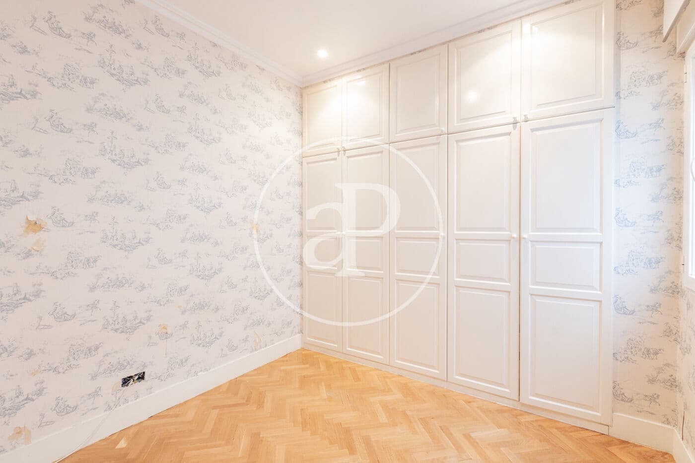 3 soveværelse Lejlighed til leje i Madrid by - € 3.300 (Ref: 9206808)