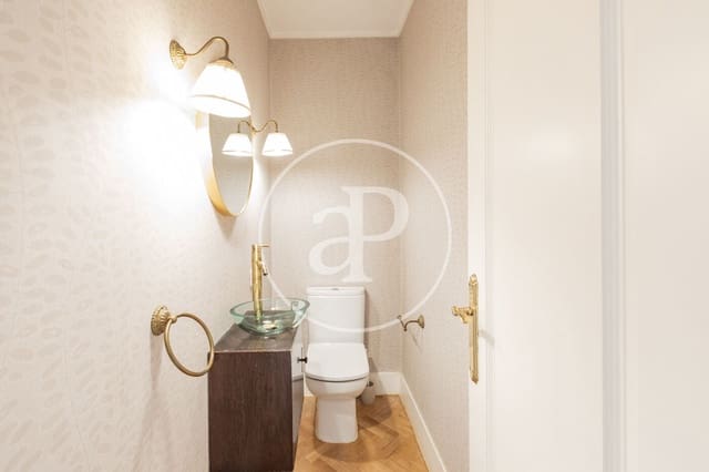 3 soveværelse Lejlighed til leje i Recoletos, Madrid by - € 3.300 (Ref: 9206808)