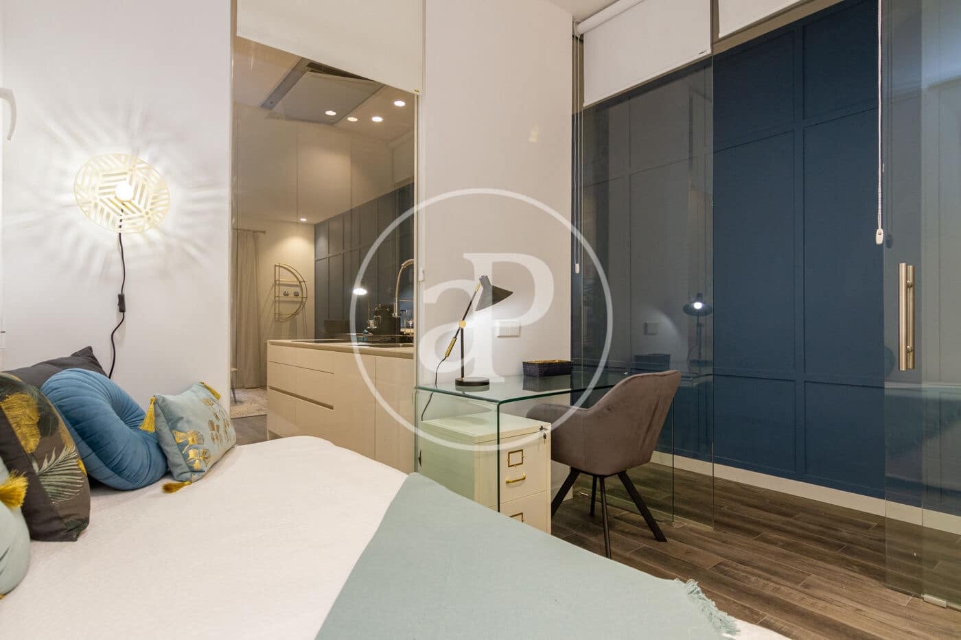 2 quarto Apartamento para arrendar em Madrid cidade - 2 700 € (Ref: 9208575)