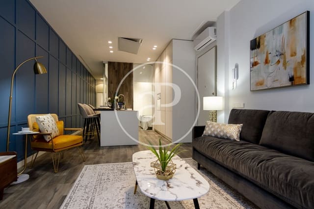 2 soveværelse Lejlighed til leje i Castellana, Madrid by - € 2.700 (Ref: 9208575)