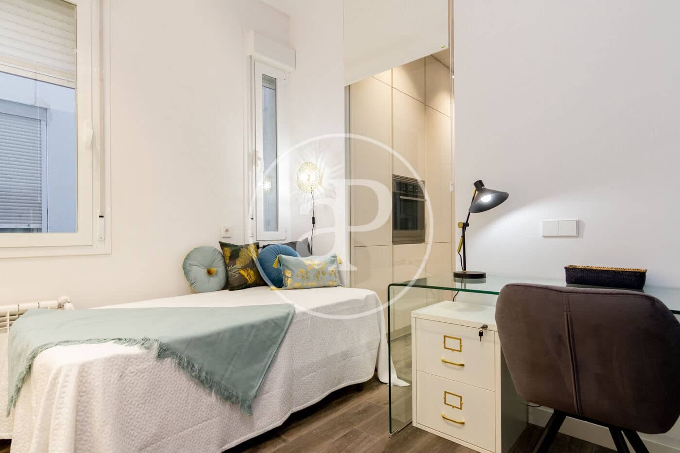 2 quarto Apartamento para arrendar em Madrid cidade - 2 700 € (Ref: 9208575)