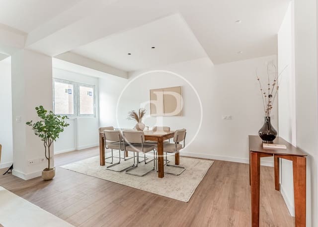 2 chambre Appartement à vendre à Cuatro Caminos, Madrid ville - 990 000 € (Ref: 9215406)