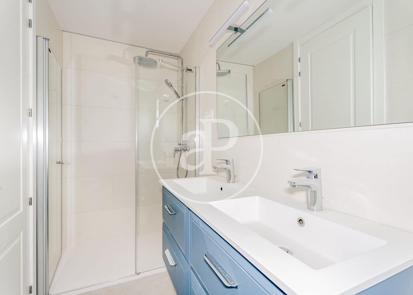 2 sovrum Lägenhet till salu i Madrid stad - 990 000 € (Ref: 9215406)