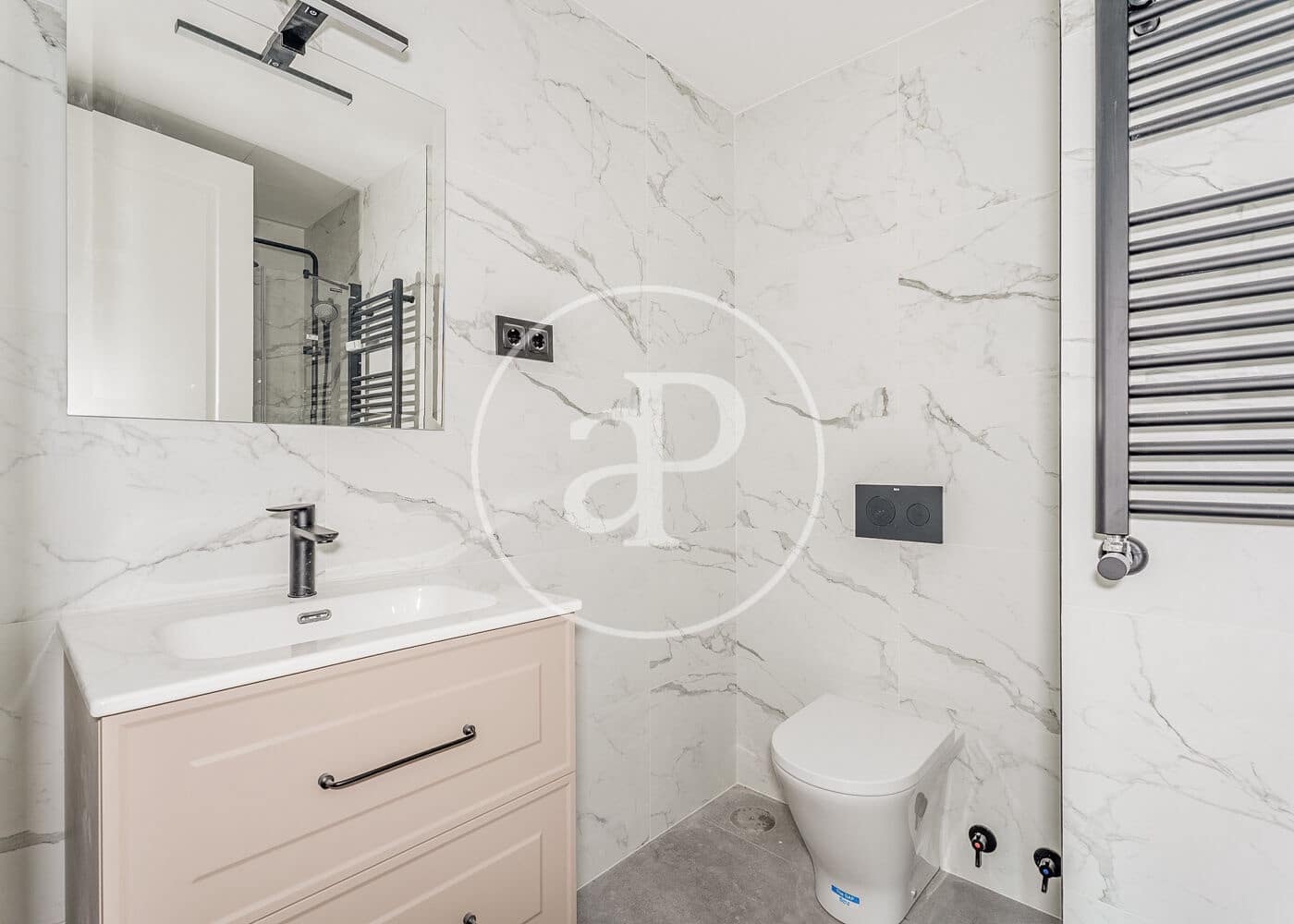 2 sovrum Lägenhet till salu i Madrid stad - 990 000 € (Ref: 9215406)