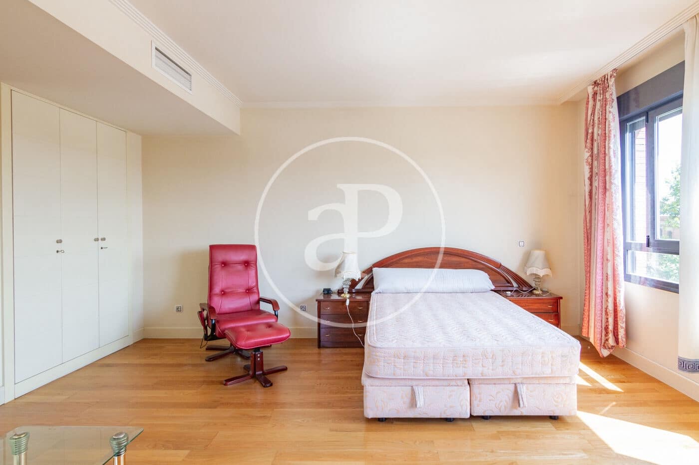 Lägenhet till salu i Madrid stad - 580 000 € (Ref: 9228860)