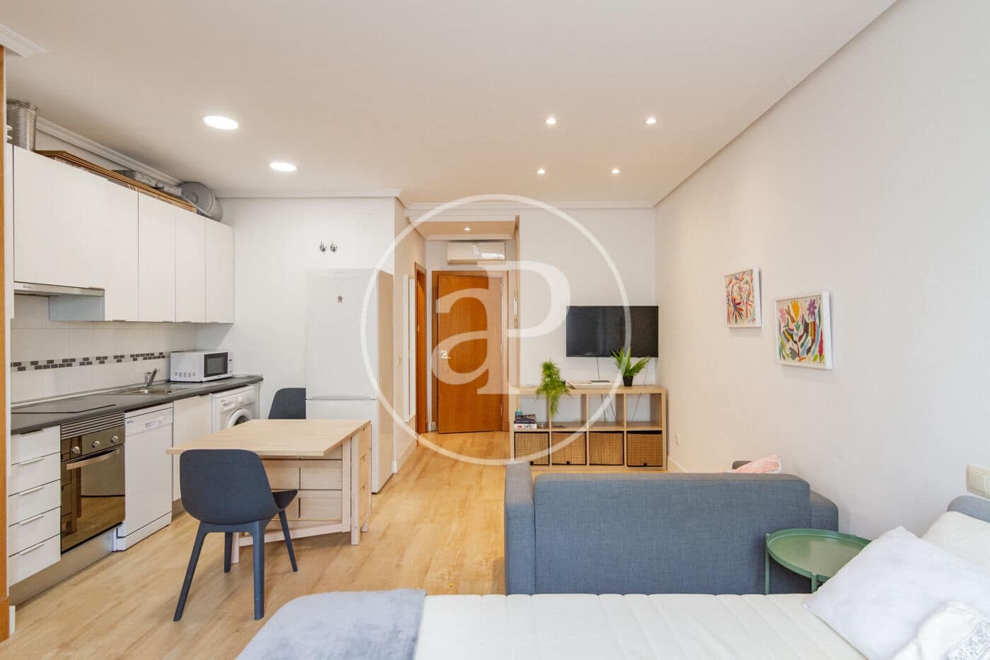 1 quarto Apartamento para arrendar em Madrid cidade - 1 300 € (Ref: 9228866)