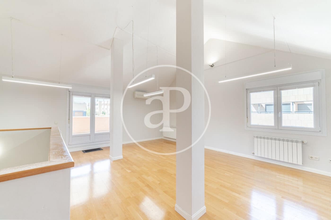 6 soveværelse Villa til leje i Madrid by - € 3.950 (Ref: 9232905)