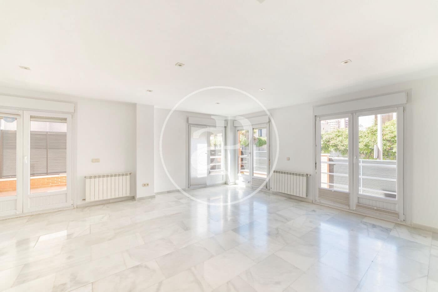 6 soveværelse Villa til leje i Madrid by - € 3.950 (Ref: 9232905)