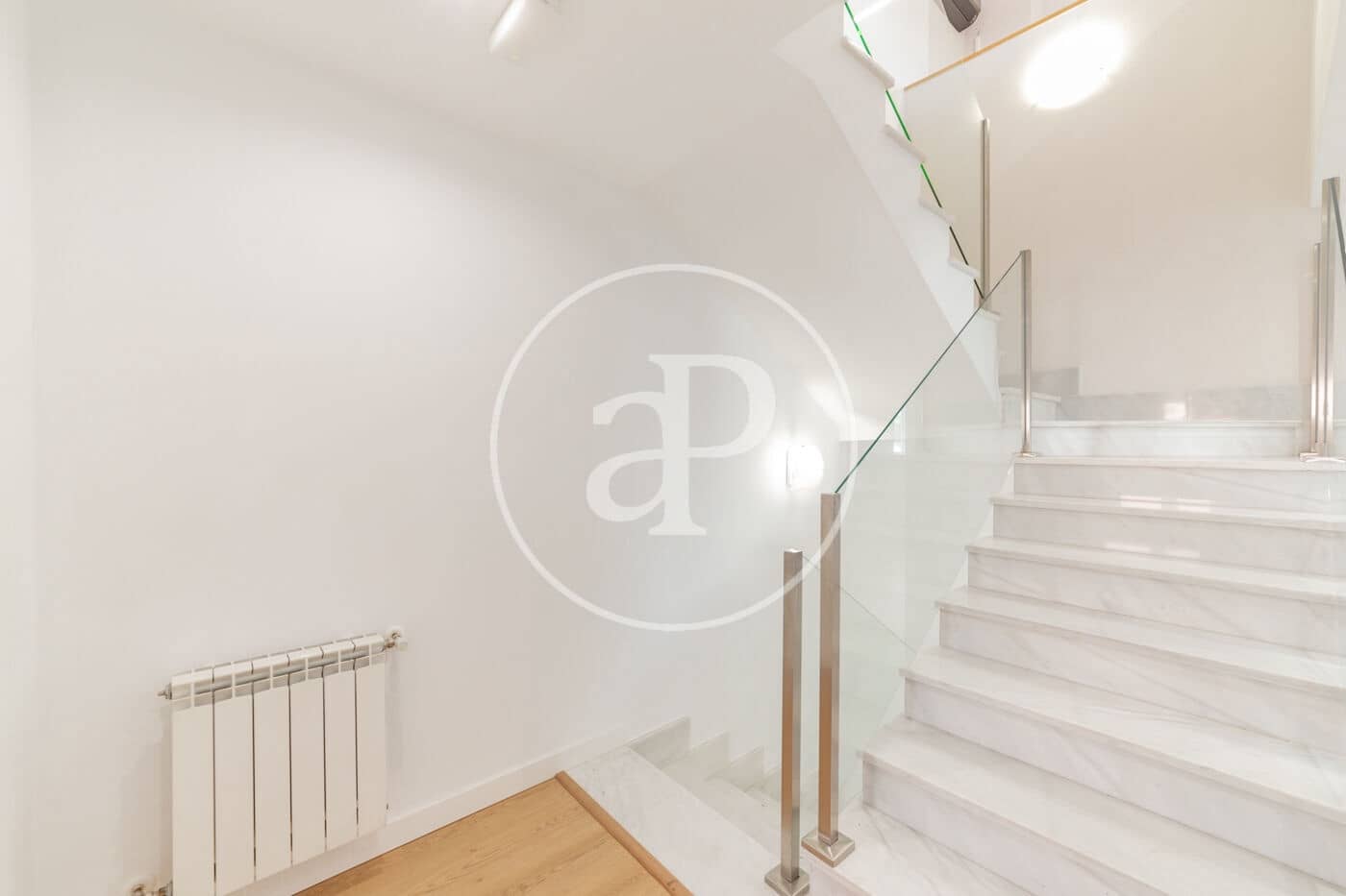 6 soveværelse Villa til leje i Madrid by - € 3.950 (Ref: 9232905)