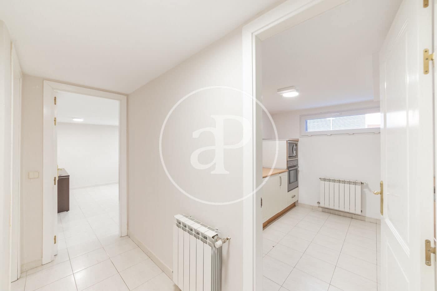 6 soveværelse Villa til leje i Madrid by - € 3.950 (Ref: 9232905)