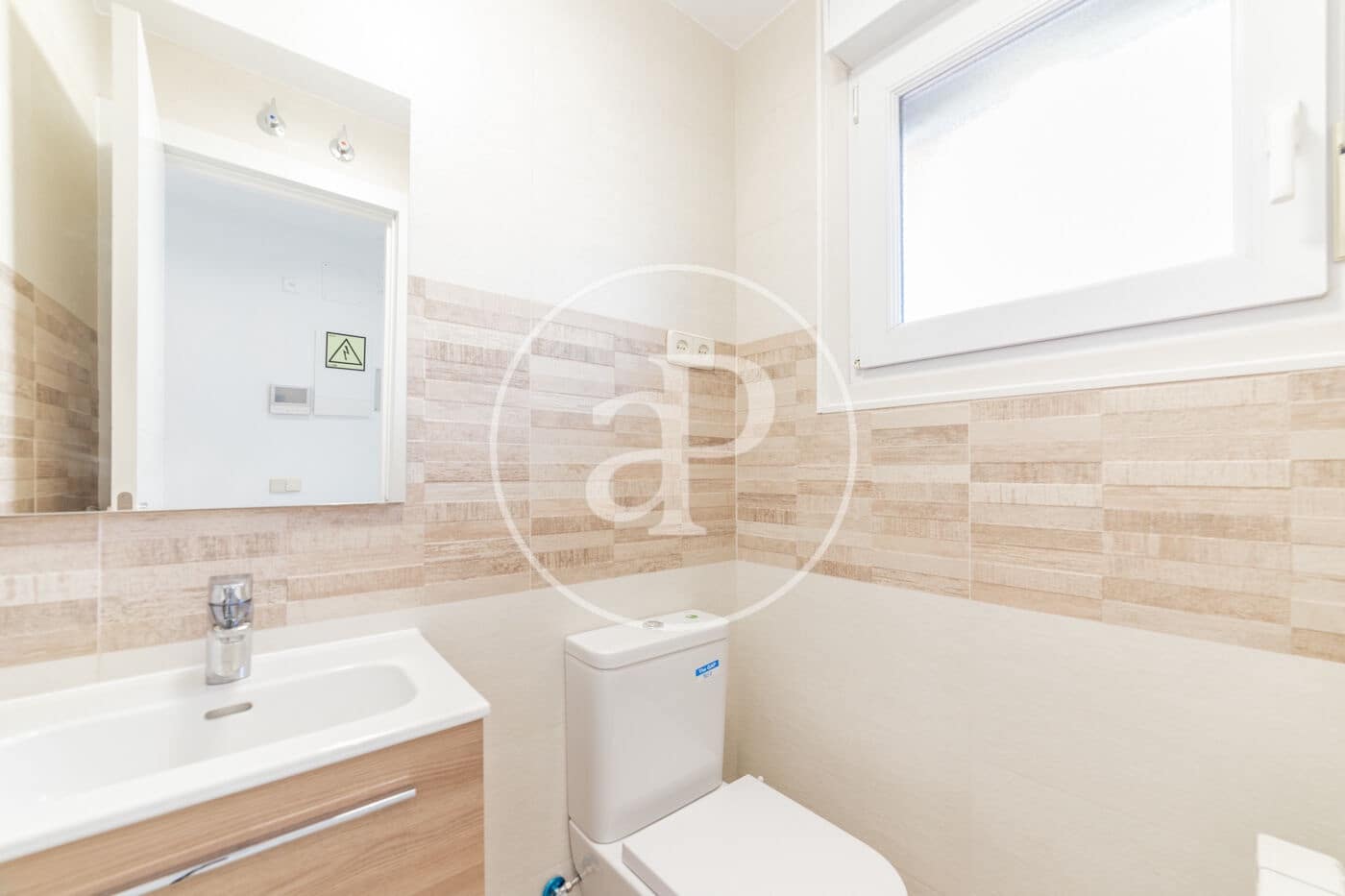 6 soveværelse Villa til leje i Madrid by - € 3.950 (Ref: 9232905)