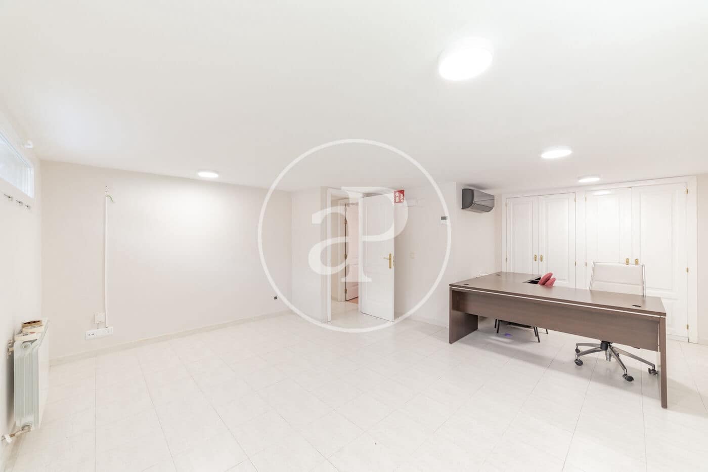 6 soveværelse Villa til leje i Madrid by - € 3.950 (Ref: 9232905)