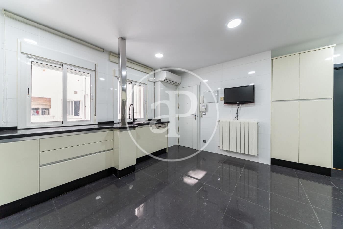 3 camera da letto Appartamento da affittare in Madrid citta - 3.900 € (Rif: 9232906)