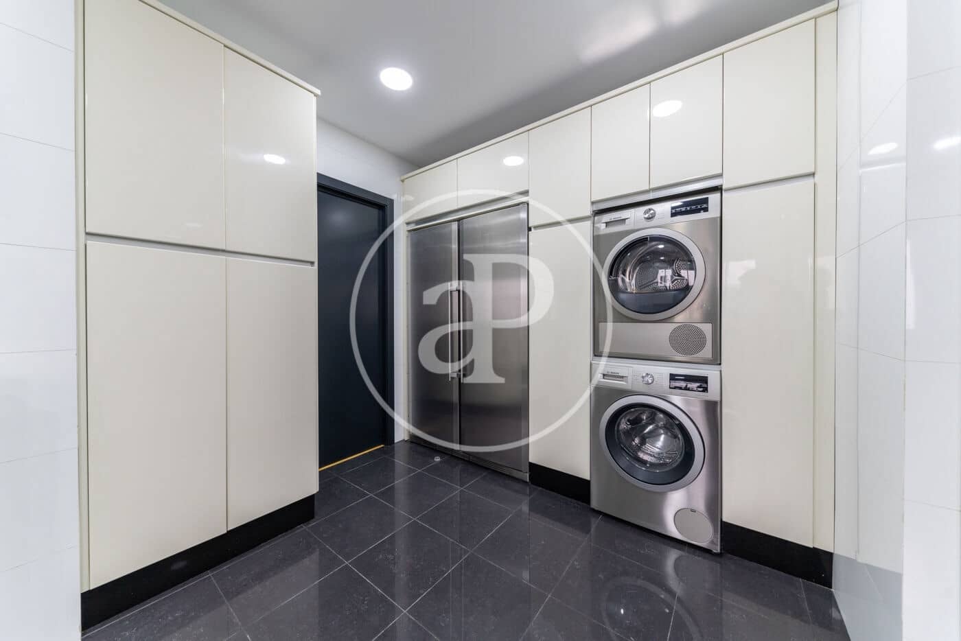 3 camera da letto Appartamento da affittare in Madrid citta - 3.900 € (Rif: 9232906)