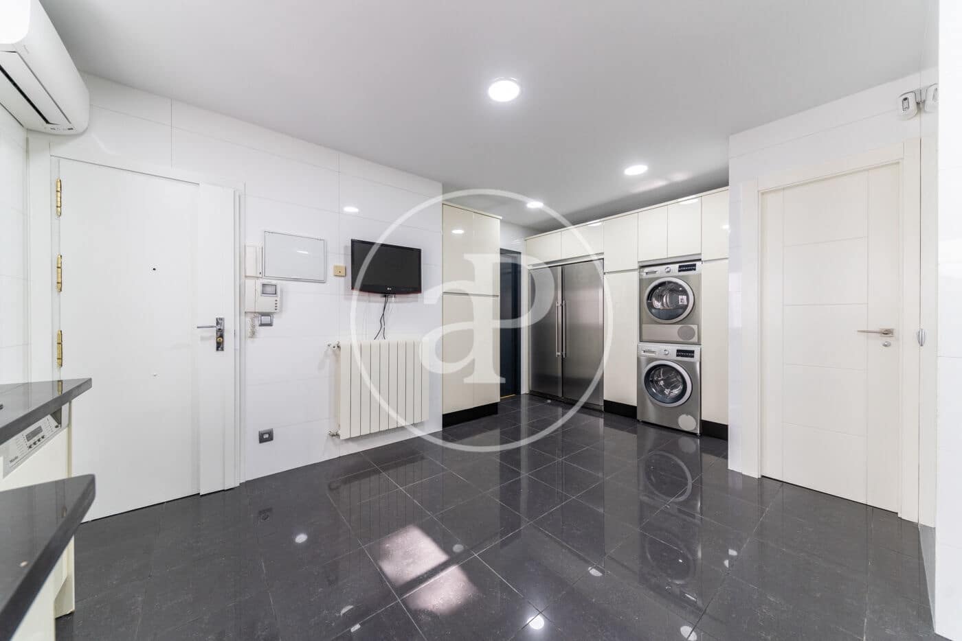 3 camera da letto Appartamento da affittare in Madrid citta - 3.900 € (Rif: 9232906)