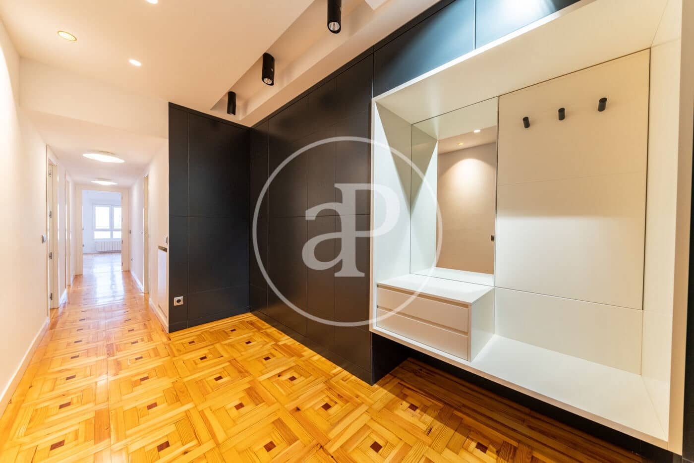 3 camera da letto Appartamento da affittare in Madrid citta - 3.900 € (Rif: 9232906)