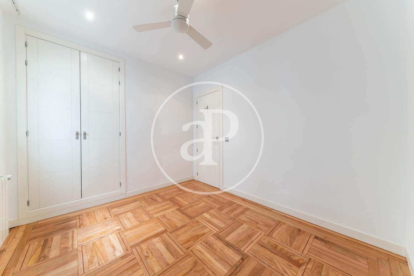 3 camera da letto Appartamento da affittare in Madrid citta - 3.900 € (Rif: 9232906)