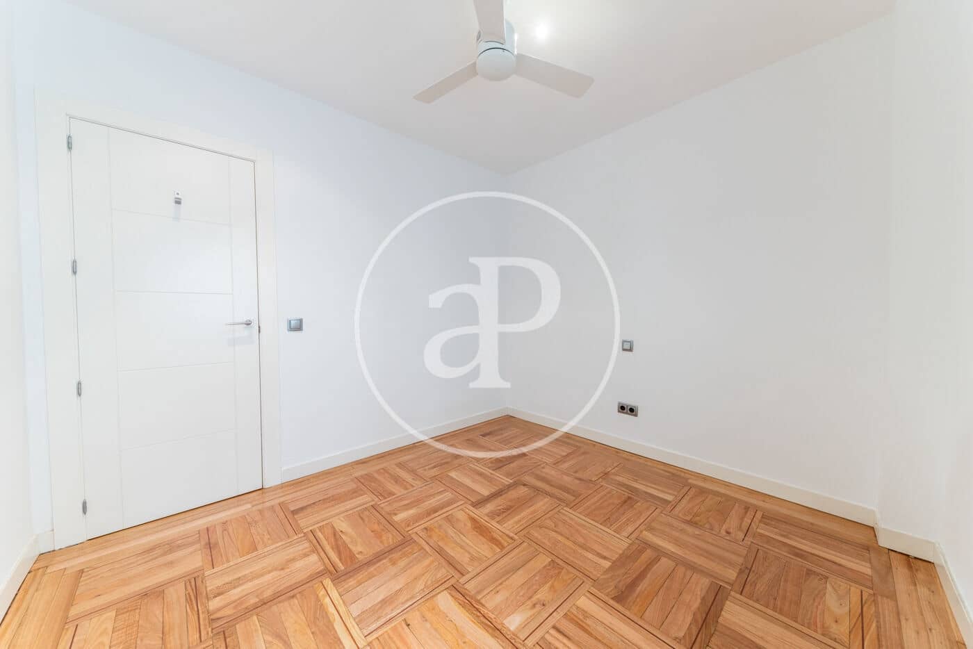 3 camera da letto Appartamento da affittare in Madrid citta - 3.900 € (Rif: 9232906)