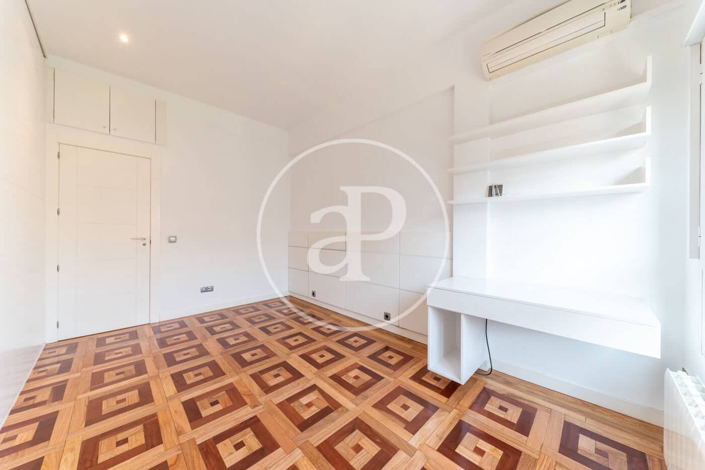 3 camera da letto Appartamento da affittare in Madrid citta - 3.900 € (Rif: 9232906)