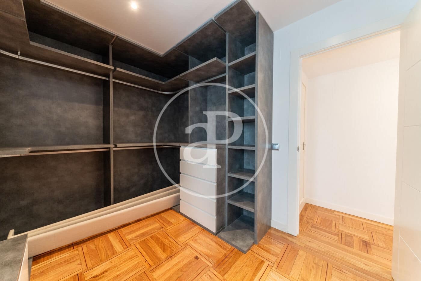 3 camera da letto Appartamento da affittare in Madrid citta - 3.900 € (Rif: 9232906)