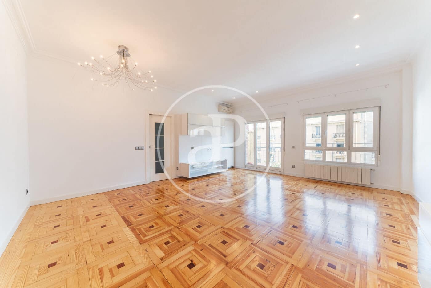 3 camera da letto Appartamento da affittare in Madrid citta - 3.900 € (Rif: 9232906)