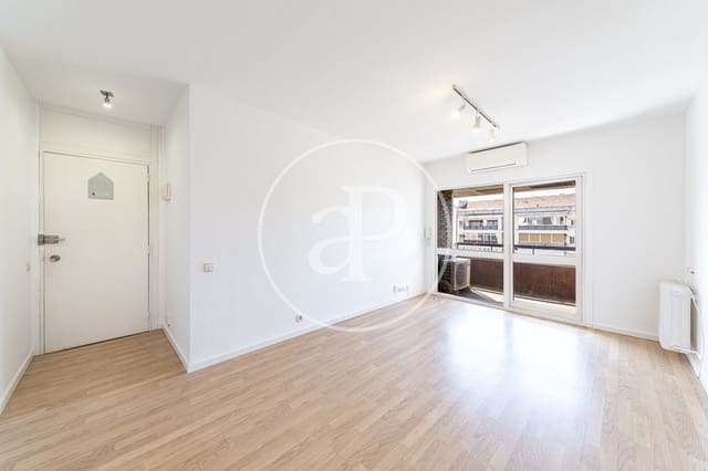 Apartamento de 2 habitaciones en Nueva España, Madrid ciudad en alquiler con piscina garaje - 1.850 € (Ref: 9232911)