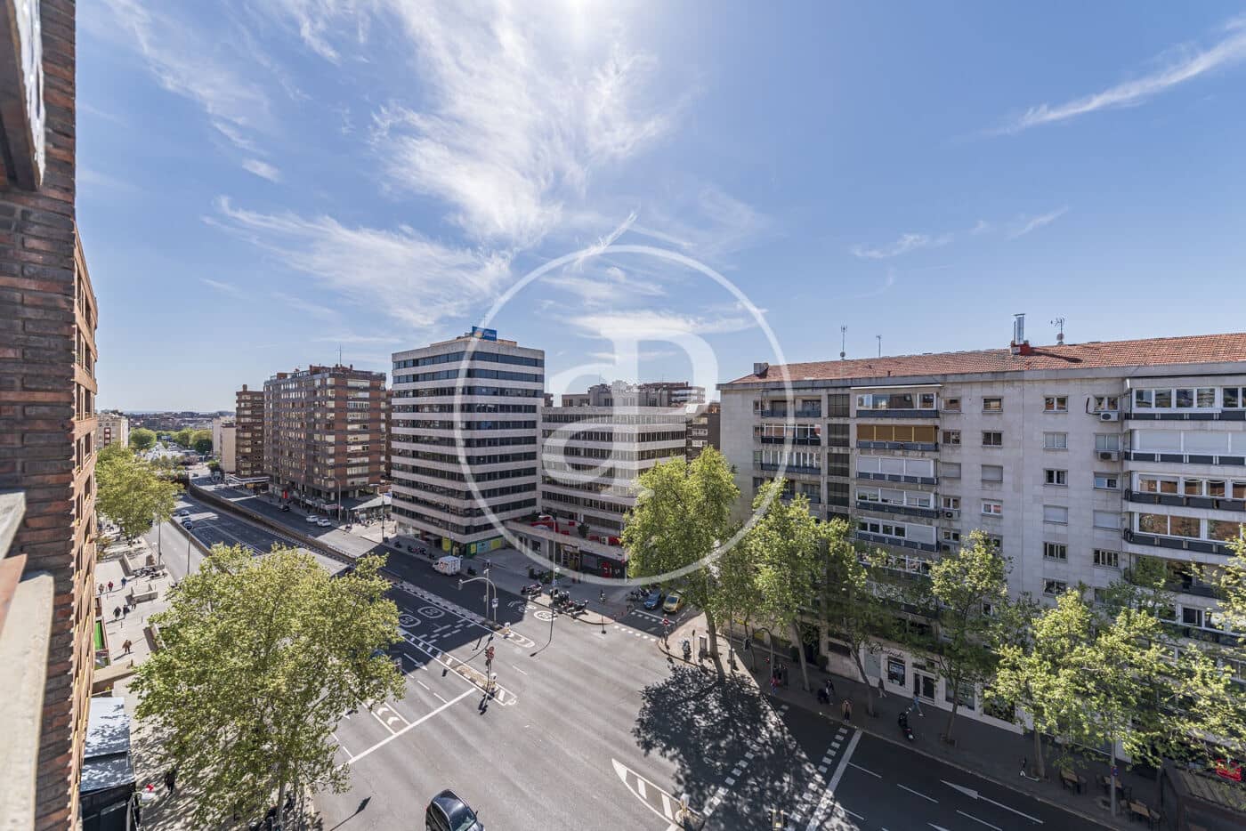 2 soveværelse Lejlighed til leje i Madrid by med swimmingpool garage - € 1.850 (Ref: 9232911)