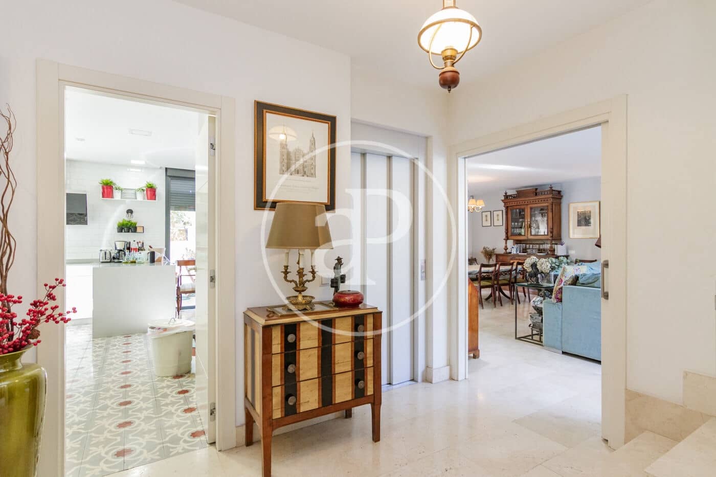 6 bedroom Villa for sale in Madrid city with pool - € 2,550,000 (Ref: 9232912)