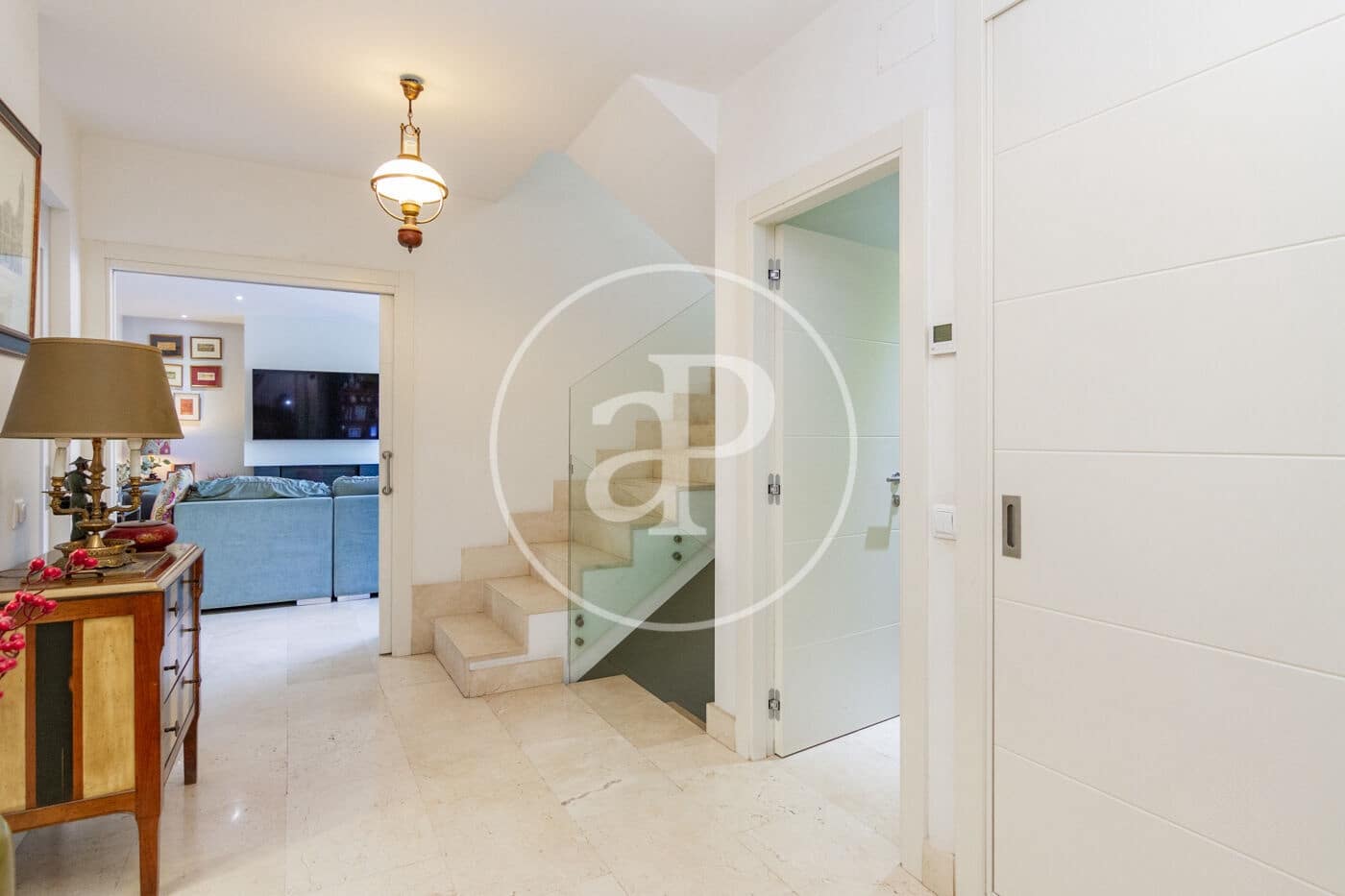 6 bedroom Villa for sale in Madrid city with pool - € 2,550,000 (Ref: 9232912)