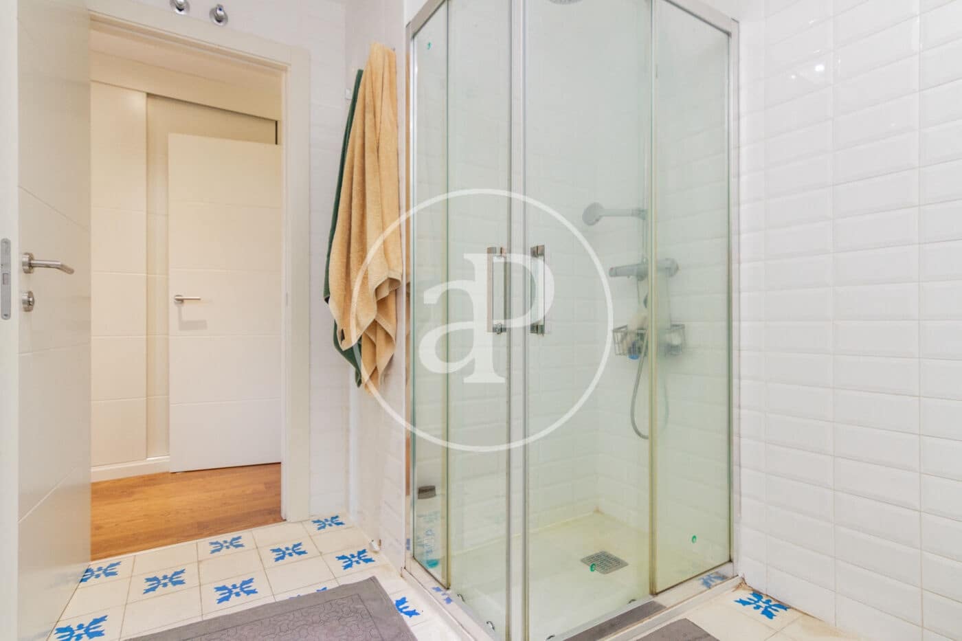 6 bedroom Villa for sale in Madrid city with pool - € 2,550,000 (Ref: 9232912)