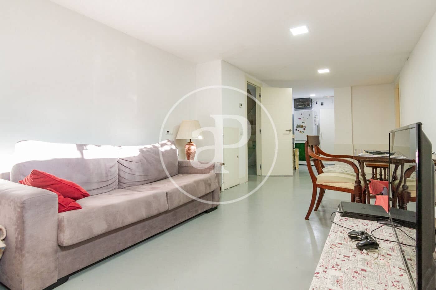 6 bedroom Villa for sale in Madrid city with pool - € 2,550,000 (Ref: 9232912)