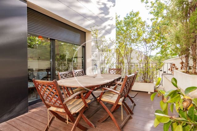 6 bedroom Villa for sale in Colina, Madrid city with pool - € 2,550,000 (Ref: 9232912)