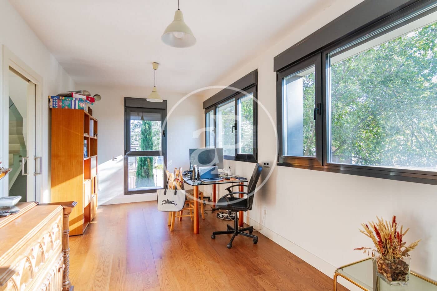 6 bedroom Villa for sale in Madrid city with pool - € 2,550,000 (Ref: 9232912)