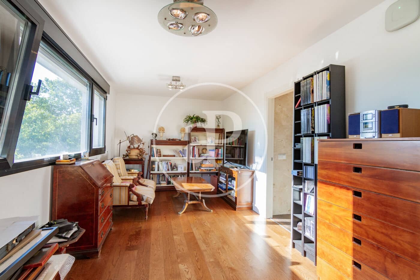 6 bedroom Villa for sale in Madrid city with pool - € 2,550,000 (Ref: 9232912)