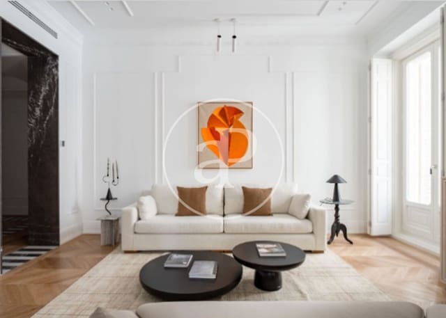 Apartamento de 3 habitaciones en Justicia, Madrid ciudad en venta - 3.800.000 € (Ref: 9236895)