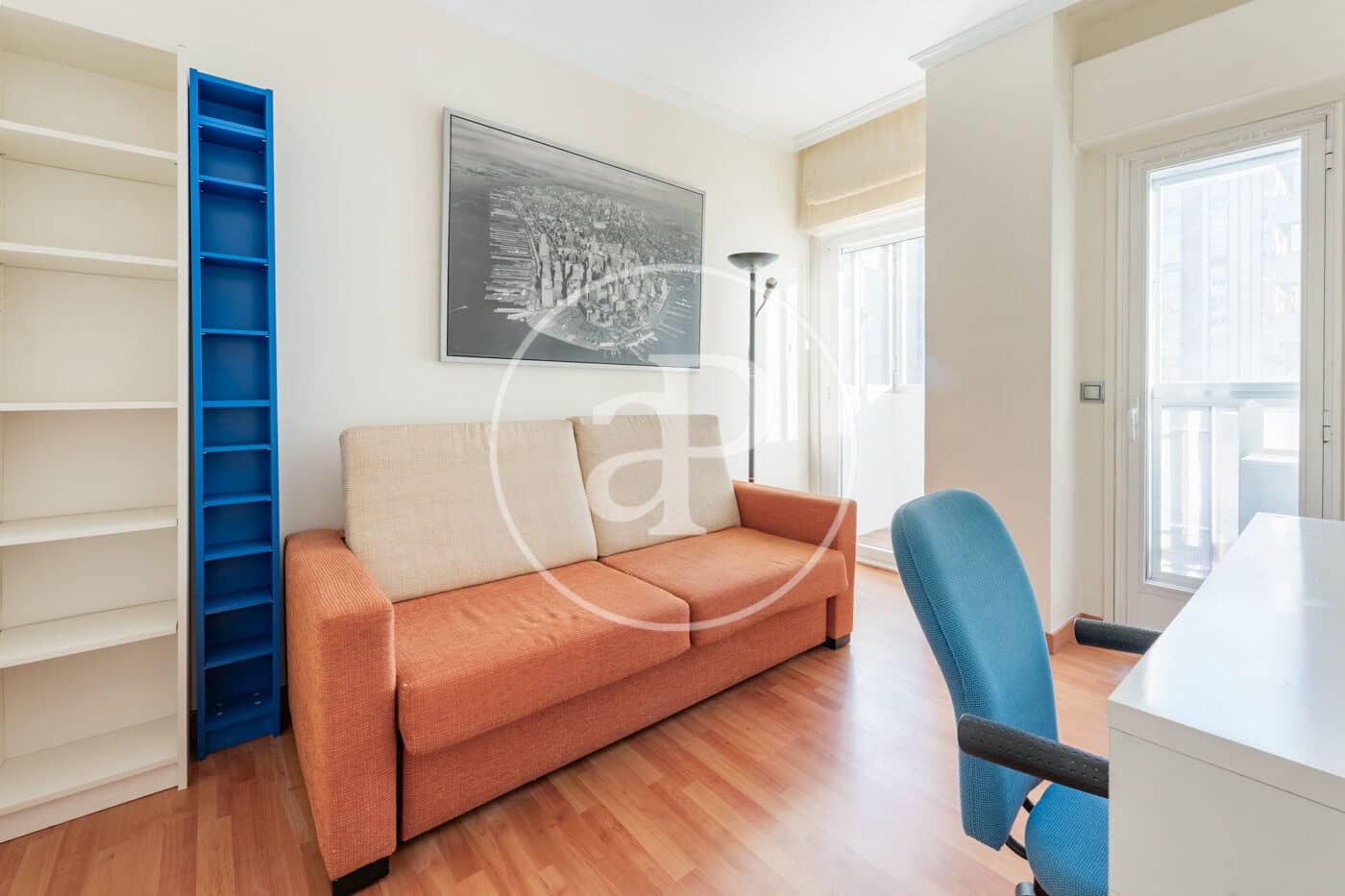2 bedroom Apartment for rent in Madrid city with garage - € 2,100 (Ref: 9236897)