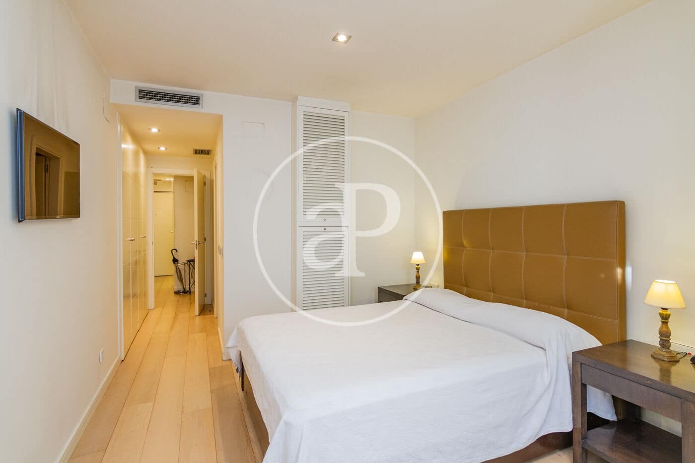 1 soverom Leilighet til leie i Madrid by med garasje - € 3 700 (Ref: 9236898)