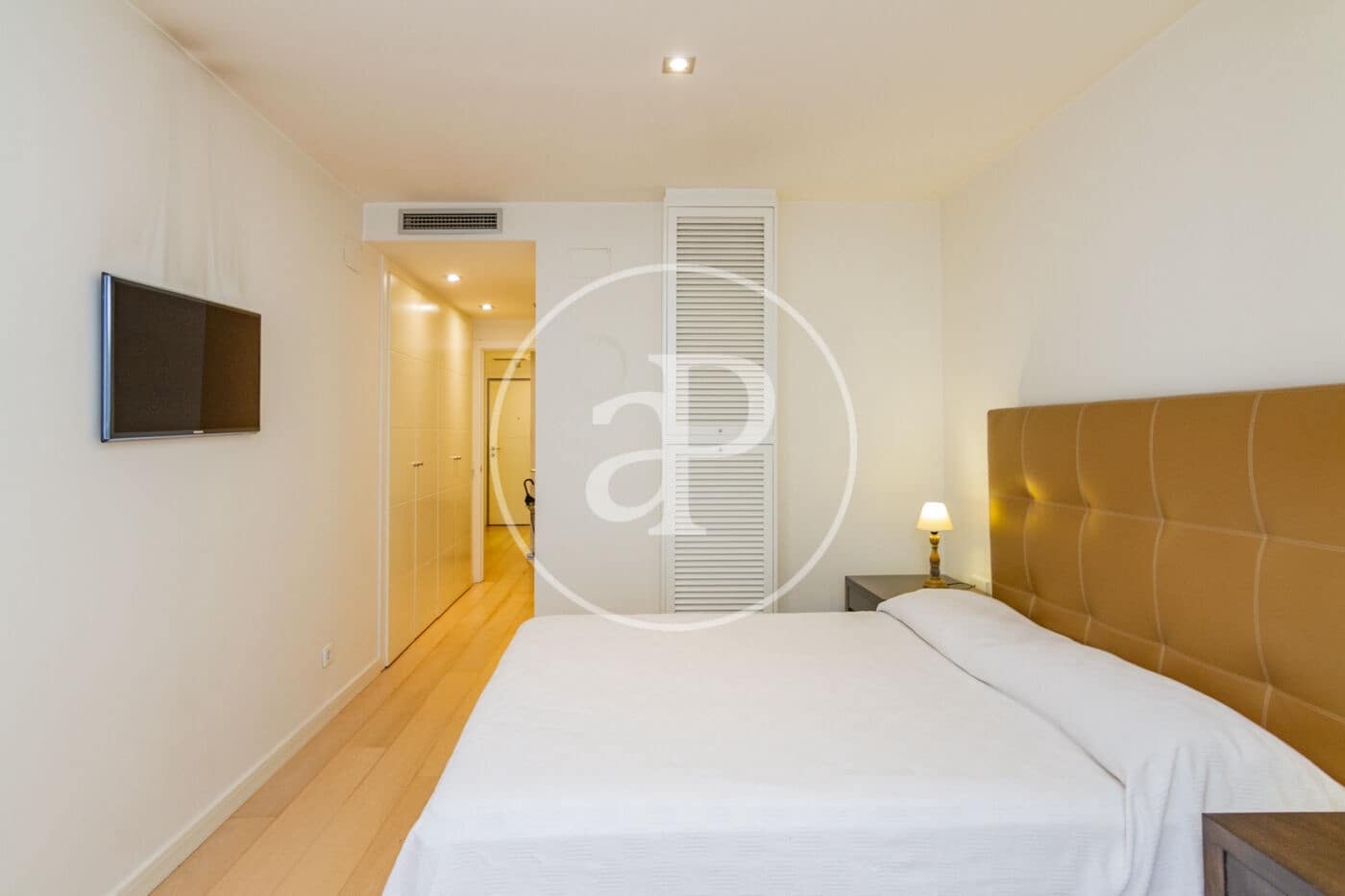 1 soverom Leilighet til leie i Madrid by med garasje - € 3 700 (Ref: 9236898)