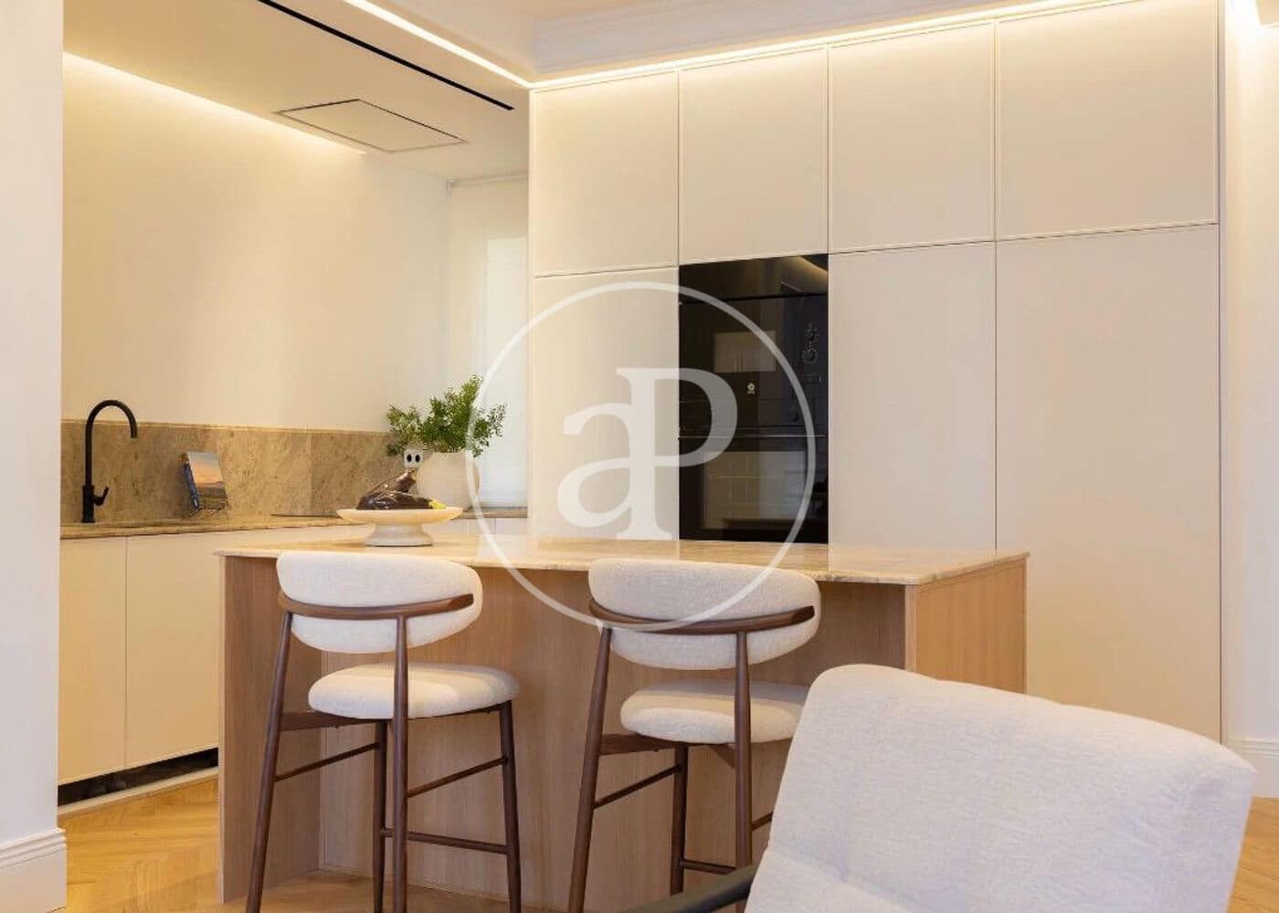 3 bedroom Apartment for sale in Madrid city - € 2,600,000 (Ref: 9236901)